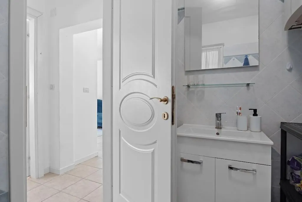 Apartment Marija Volme, Nice Apartment With Garden Banjole 0*,